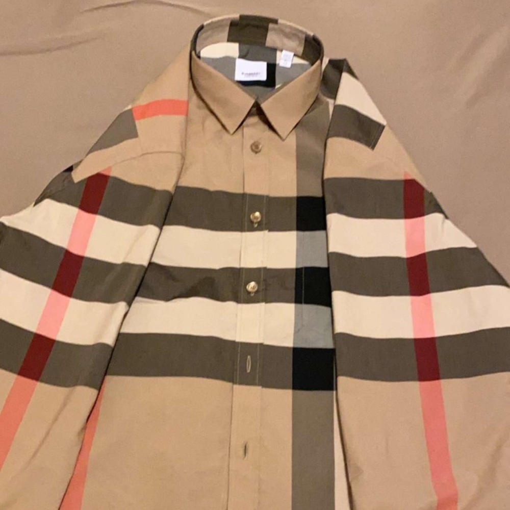 Burberry button down - Picture 2 of 5